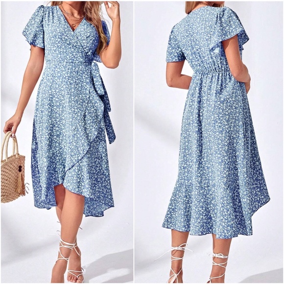 Boho Floral Print Butterfly Sleeve Maxi Dress - Picture 4 of 4